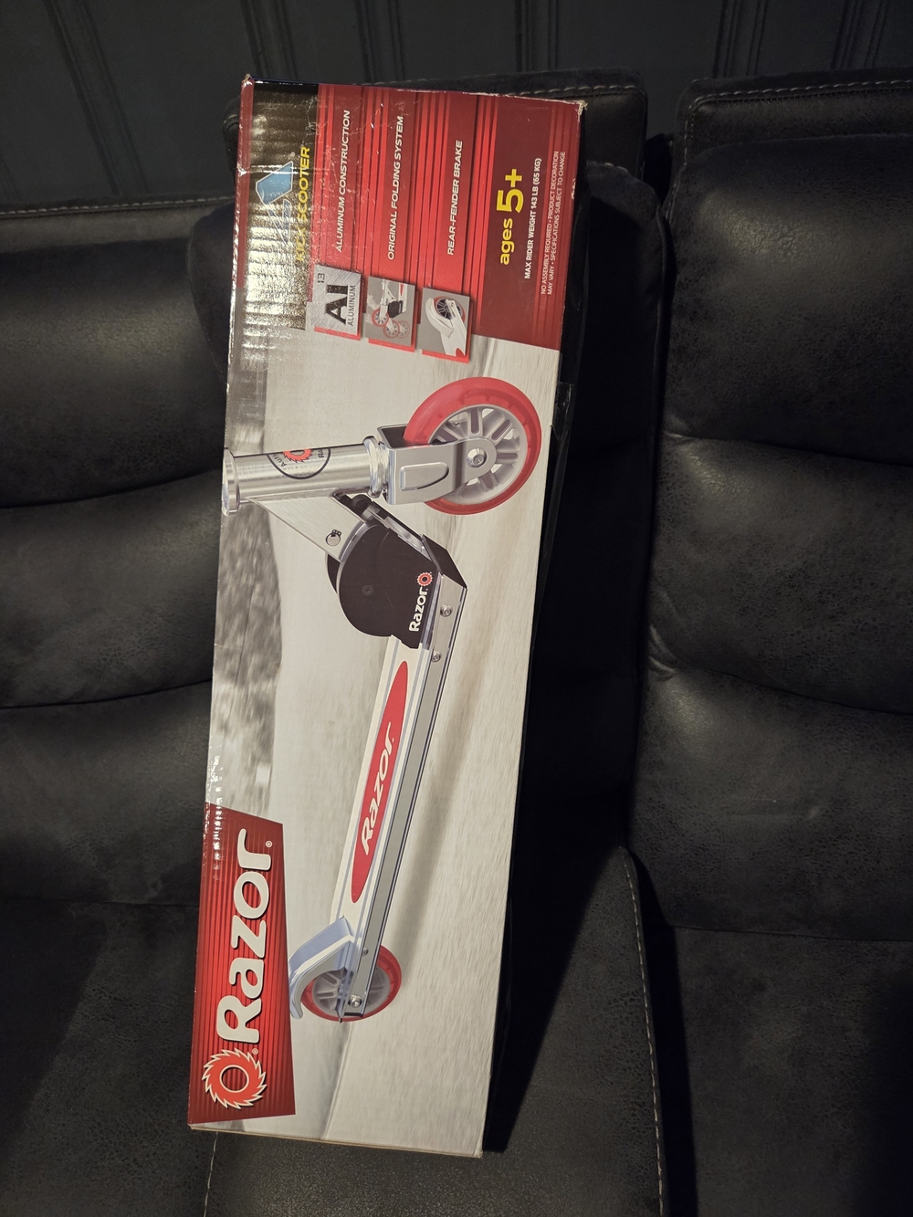 Razor Red and Silver Kick Scooter - Razor - Picture 5 of 8